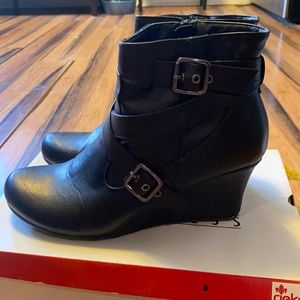black KENNETH COLE wedge bootie.